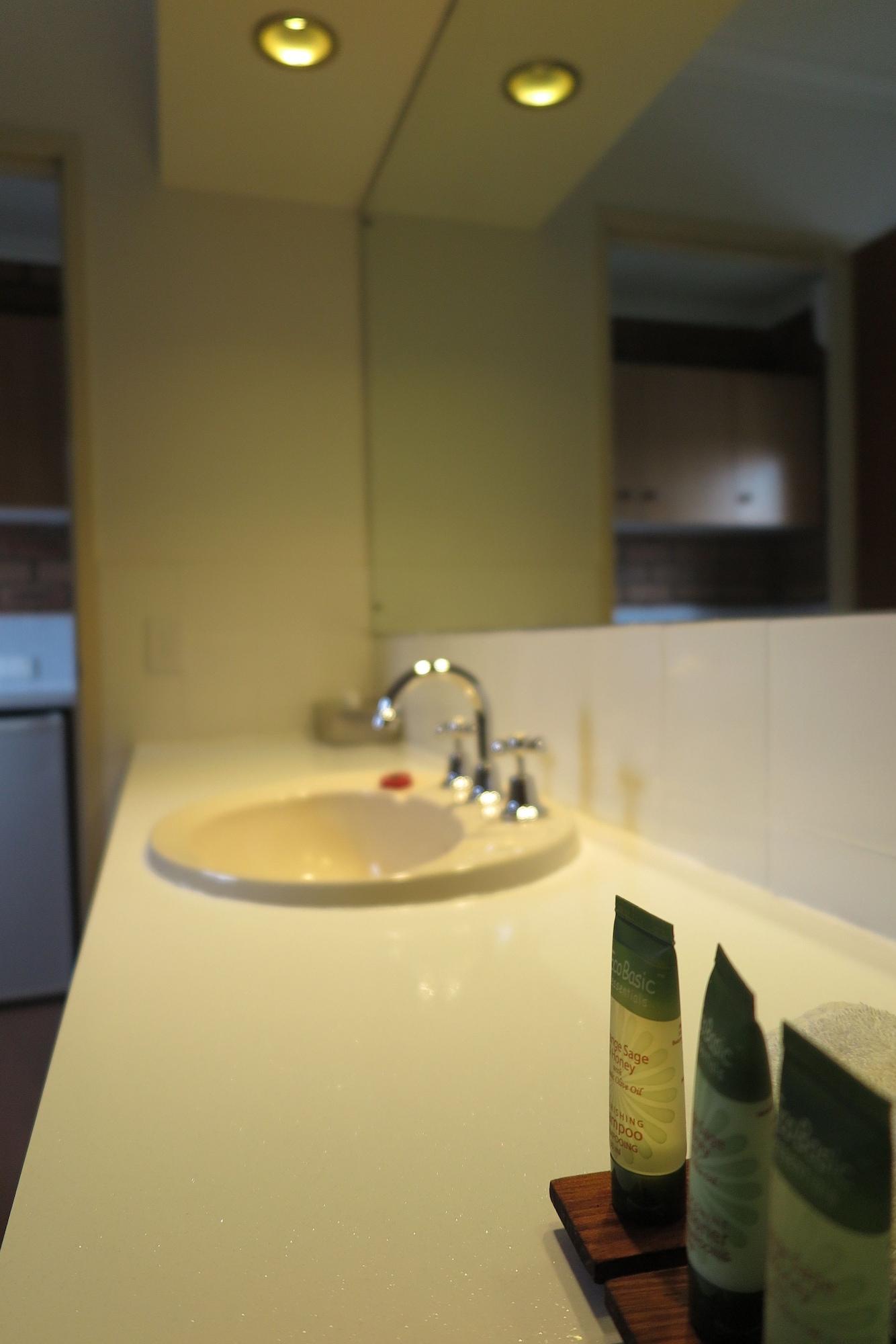 ميريمبولا Summerhill Motor Inn (Adults Only) المظهر الخارجي الصورة