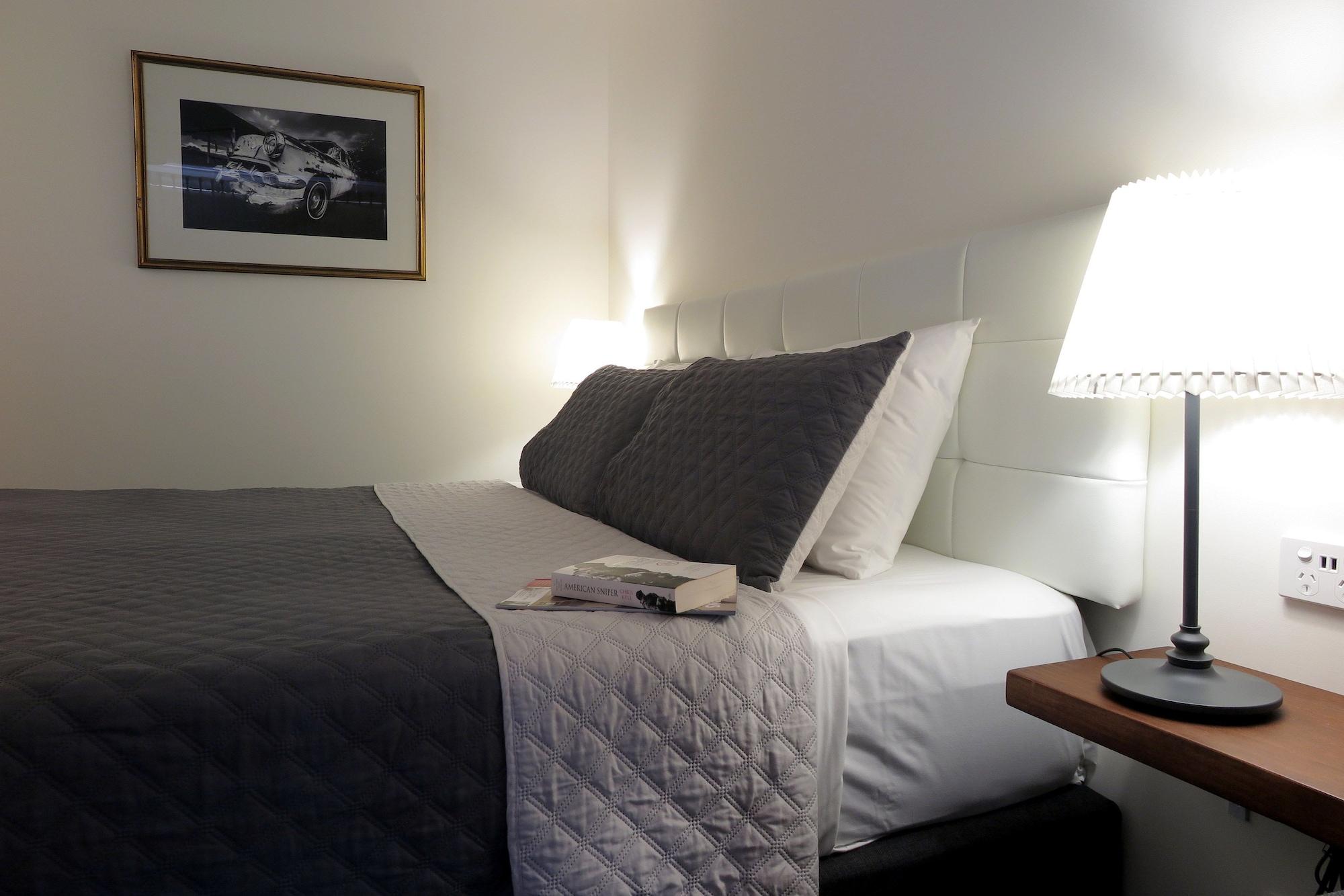 ميريمبولا Summerhill Motor Inn (Adults Only) المظهر الخارجي الصورة
